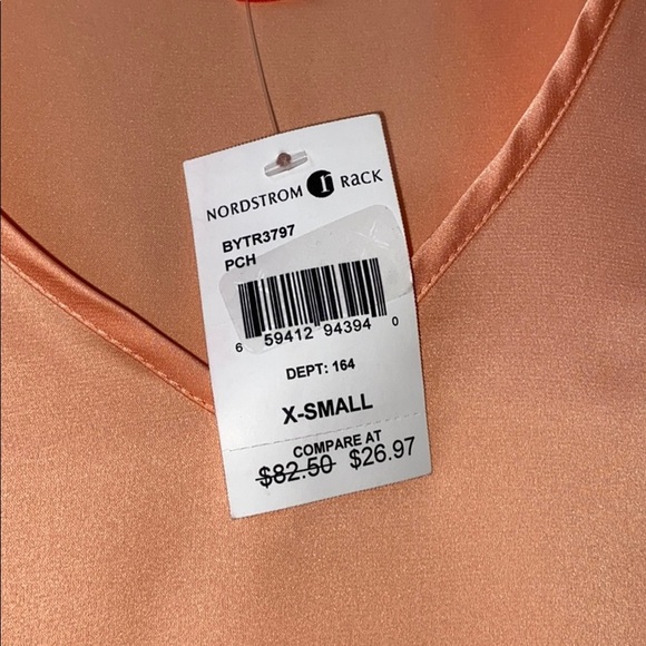 NWT XS Nordstrom Rack Beautiful Coral Color High Low Blouse with Sleeves - Picture 9 of 10